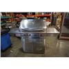 Image 1 : CENTRO STAINLESS PROPANE BBQ