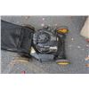 Image 3 : POULAN PRO GAS LAWN MOWER