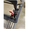 Image 4 : HONDA GAS SELF PROPELLED LAWNMOWER