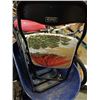 Image 3 : 4 HOMATE FURNITURE FOLDING CHAIRS