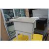 Image 4 : HAZARDOUS MATERIAL LOCK BOX FREIGHT DAMAGE WITH WASH BASIN