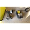 Image 2 : DEWALT CORDLESS IMPACT GUN WITH 2 BATTERIES AND CHARGER - TESTED AND WORKING