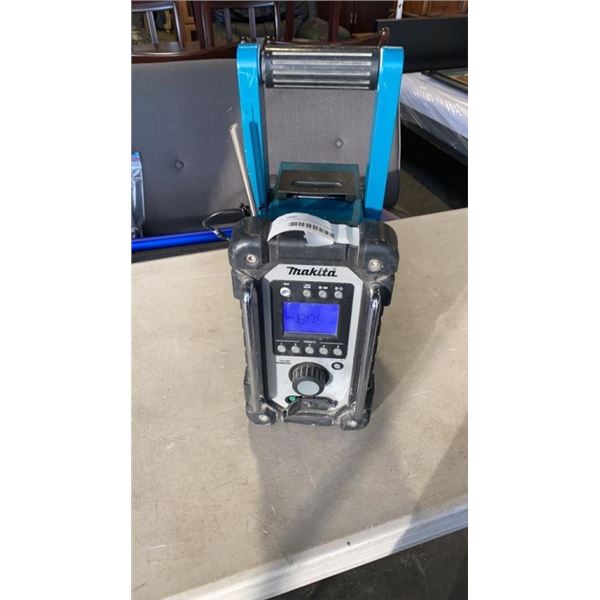 MAKITA CORDLESS JOBSITE RADIO - TESTED WORKING