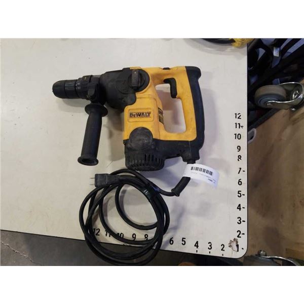 DEWALT HAMMER DRILL - TESTED WORKING