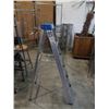 Image 2 : 5 FOOT REYNOLDS A FRAME LADDER- ALUMINUM