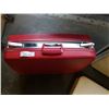 Image 2 : 3 VINTAGE SUITCASES