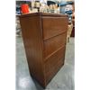 Image 2 : VINTAGE 4 DRAWER DRESSER