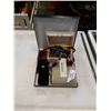 Image 1 : LOT OF COSTUME JEWELRY