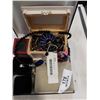 Image 2 : LOT OF COSTUME JEWELRY