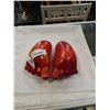 Image 1 : 2 WOOD FOOT PIGGY BANKS