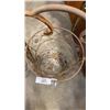 Image 3 : 2 WIRE METAL DECORATIVE BASKETS