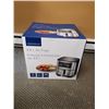 Image 2 : Insignia Air Fryer - 4.8L - Stainless Steel - Working, Retail $219.99