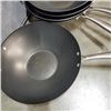 Image 3 : 6 ASIAN WOKS AND ROCK GRIDDLE