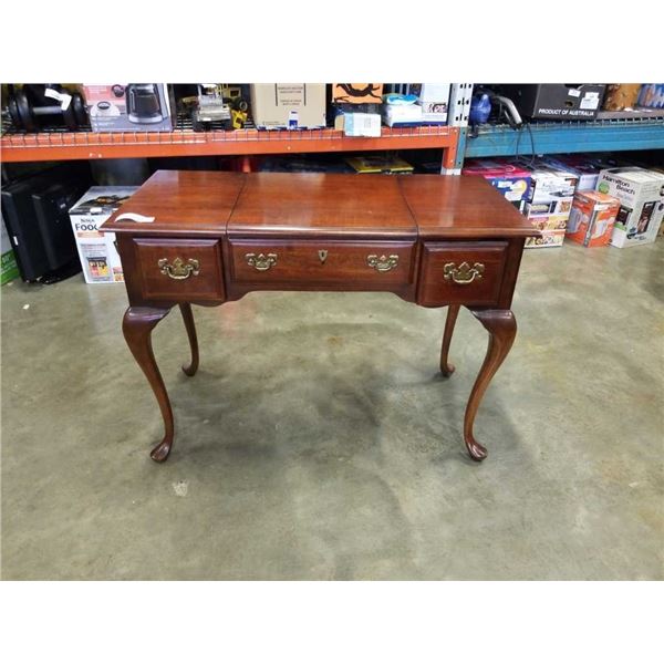 AMERICAN DREW VANITY DESK WITH FLIP UP MIRROR AND STORAGE