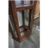 Image 4 : GLASS DISPLAY CASE - 71 INCHES TALL