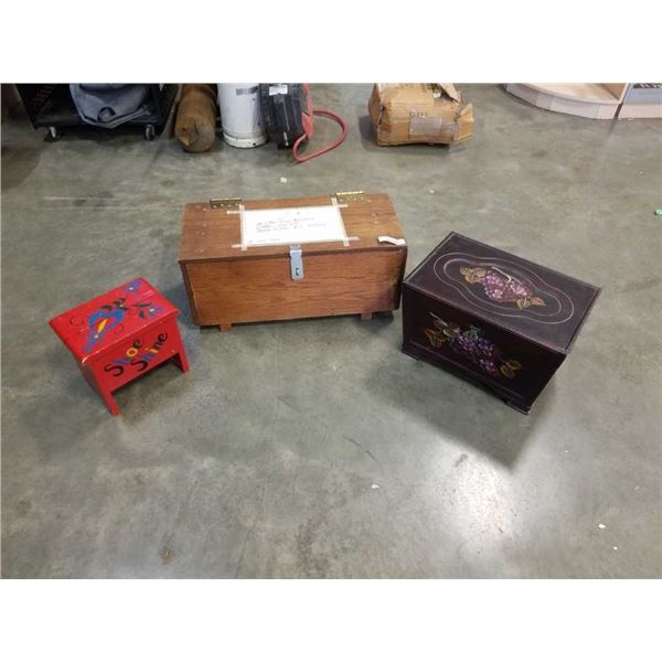 SHOE SHINE KIT, DECORATIVE TRUNK AND WOOD CRATE