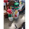 Image 1 : 2 SNOWMAN LIGHT UP CHRISTMAS LAWN ORNAMENTS