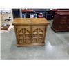 Image 1 : THOMASVILLE OAK FLIP TOP SERVER