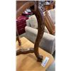 Image 2 : CARVED WOOD ENDTABLE WITH GLASS SERVING TRAY TOP