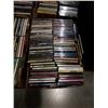 Image 3 : 4 TRAYS OF CDS