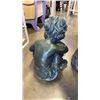 Image 8 : GARDEN FIGURE AND BIRD BATH