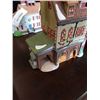 Image 12 : 8 CHRISTMAS HOUSE DECORATIONS