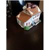 Image 20 : 8 CHRISTMAS HOUSE DECORATIONS