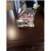 Image 23 : 8 CHRISTMAS HOUSE DECORATIONS