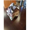 Image 24 : 8 CHRISTMAS HOUSE DECORATIONS