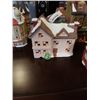 Image 5 : 8 CHRISTMAS HOUSE DECORATIONS