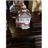 Image 8 : 8 CHRISTMAS HOUSE DECORATIONS