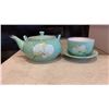 Image 2 : NATIVITY SCENE DECORATION AND EASTERN TEA SET