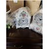 Image 3 : 10 NEW DECORATIONS - 4 CLOCKS, 4 BIRDS2  AND 2 EASTER BUNNY