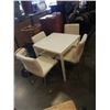 Image 1 : WHITE TABLE AND 4 CHAIRS
