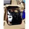 Image 3 : 2 BOXES OF JEWELRY DISPLAY RACKS  AND STANDS