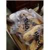 Image 3 : BOX OF GARDEN CLOGS - SIZE 49 AND 47