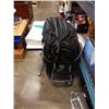 Image 1 : SABLE NECK AND SHOULDER HEATING PAD AND GOLF CARRY ON BAG