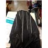 Image 3 : SABLE NECK AND SHOULDER HEATING PAD AND GOLF CARRY ON BAG
