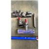Image 4 : DYSON V7 COMPLETE CORDLESS VACUUM W/ ATTACHMENTS AND CHARGER RETAIL $499 - TESTED AND WORKING