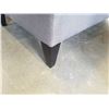 Image 4 : GREY UPHOLSTERED BUTTONBACK BENCH
