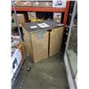 Image 1 : STORAGE CABINET