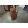 Image 2 : WOOD BARREL
