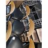 Image 4 : 8 BAR STOOLS
