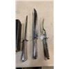 Image 2 : STERLING SILVER TURKEY CUTTING SET WITH CROWN CREST CUTLERY