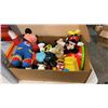 Image 5 : LOT OF MICKEY MOUSE COLLECTIBLES AND KIDS WORKBENCH