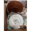 Image 2 : 50 COLLECTIBLE BRADFORD EXCHANGE PLATES