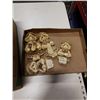 Image 2 : BOX OF HAND MADE FIGURES, ART AND COLLECTABLES, GLASS CONTAINER