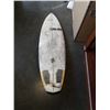 Image 1 : AFTANAS SURF BOARD - 70 INCHES LONG