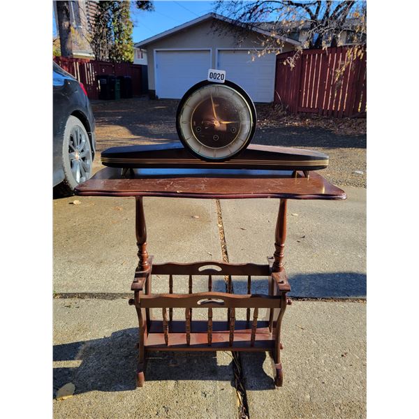 Vintage Clock (no key) - Vintage Wooden Side Table