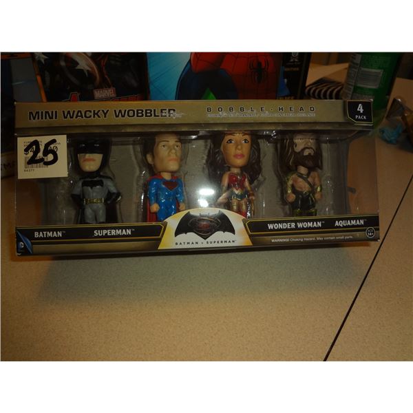 Batman Vs Superman Mini Wacky Wobblers